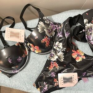 Savage X FENTY Bra & Panty Bundle